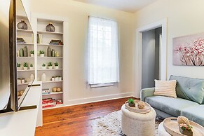 Walkable Location: Quaint Cottage in Forest Grove!