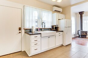 Walkable Location: Quaint Cottage in Forest Grove!