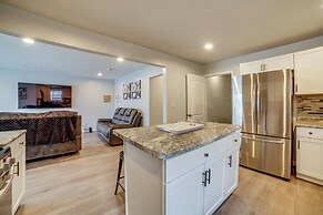 4 Mi to Lake Michigan: East Chicago Home w/ Grill