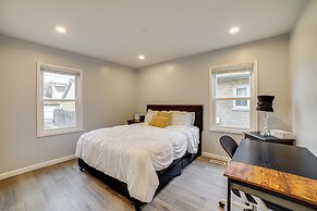 4 Mi to Lake Michigan: East Chicago Home w/ Grill