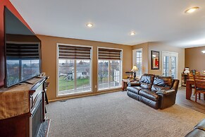 6 Mi to Dtwn Lewiston: Quiet Home w/ Views