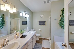 6 Mi to Dtwn Lewiston: Quiet Home w/ Views