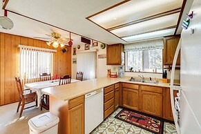 Deck & Forest Views: Black Bear Cabin' in Payson