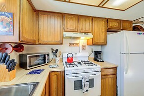 Deck & Forest Views: Black Bear Cabin' in Payson