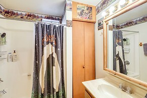 Deck & Forest Views: Black Bear Cabin' in Payson