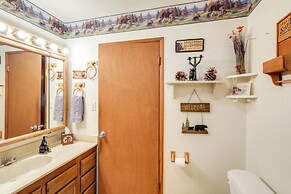 Deck & Forest Views: Black Bear Cabin' in Payson