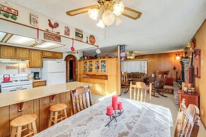 Deck & Forest Views: Black Bear Cabin' in Payson