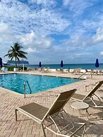Oceanfront Condo on Seven Mile Beach