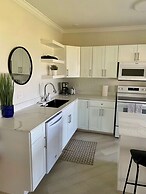 Oceanfront Condo on Seven Mile Beach