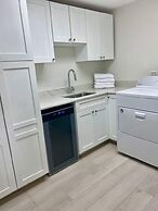 Oceanfront Condo on Seven Mile Beach