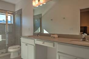 Amazing 5BD Family Townhouse at Paradiso Grande