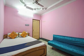 Hotel Rajmahal