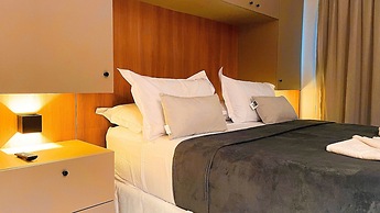 Hyde Park OCEANVIEW - by Living