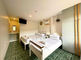 CHILL OUT HOSTEL BORACAY