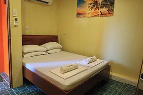 CHILL OUT HOSTEL BORACAY