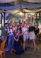 CHILL OUT HOSTEL BORACAY