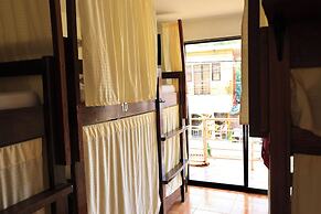 CHILL OUT HOSTEL BORACAY