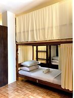 CHILL OUT HOSTEL BORACAY