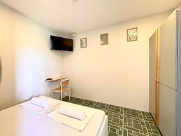 CHILL OUT HOSTEL BORACAY