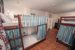 CHILL OUT HOSTEL BORACAY