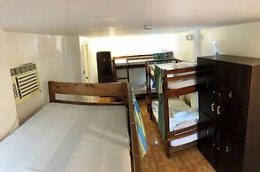 CHILL OUT HOSTEL BORACAY