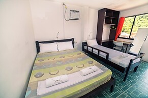 CHILL OUT HOSTEL BORACAY