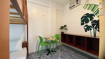 CHILL OUT HOSTEL BORACAY