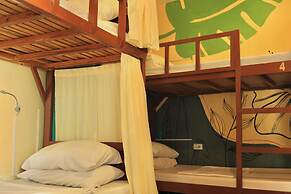 CHILL OUT HOSTEL BORACAY