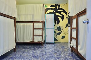 CHILL OUT HOSTEL BORACAY