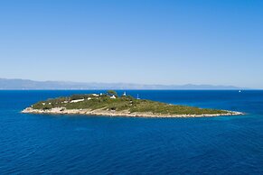 Corfu Apt in Gaios With 1 Bedrooms and 1 Bathrooms