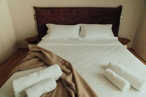 MGM Residencies - Louizis Riankour