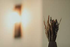 MGM Residencies - Louizis Riankour