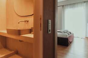 MGM Residencies - Louizis Riankour