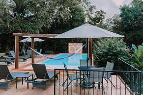 The Pickled Onion  B&B and Restaurant Uxmal