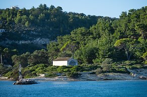 Lefkas Apt in Gaios With 1 Bedrooms and 1 Bathrooms