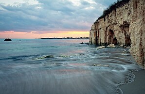 A Slice of Heaven by the sea - Beahost Rentals