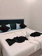 Aastha Guest House