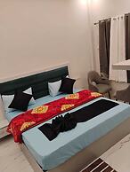Aastha Guest House