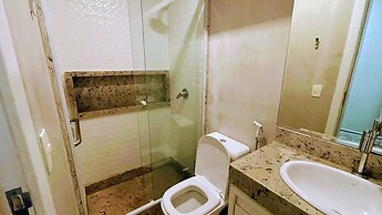 Villa Azul Mar: Sofisticação e Refúgio na Enseada