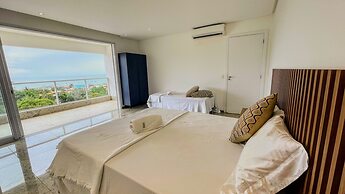 Villa Azul Mar: Sofisticação e Refúgio na Enseada