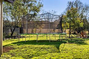 Charming Modern Retreat in Austin