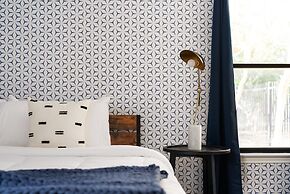 Charming Modern Retreat in Austin