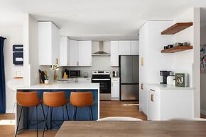 Charming Modern Retreat in Austin