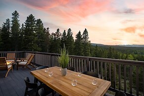 Serene Retreat Amazing Views Hottub Sauna Xbox