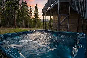 Serene Retreat Amazing Views Hottub Sauna Xbox