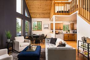 Serene Retreat Amazing Views Hottub Sauna Xbox