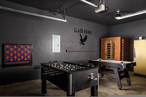 Serene Retreat Amazing Views Hottub Sauna Xbox