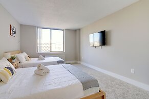 Crystal City Modern Apt w Gym