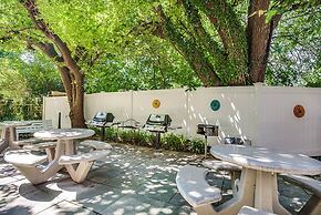 Stylish Corporate Stay in Alexandria