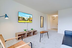 Apartment in the Heart of Crystal City